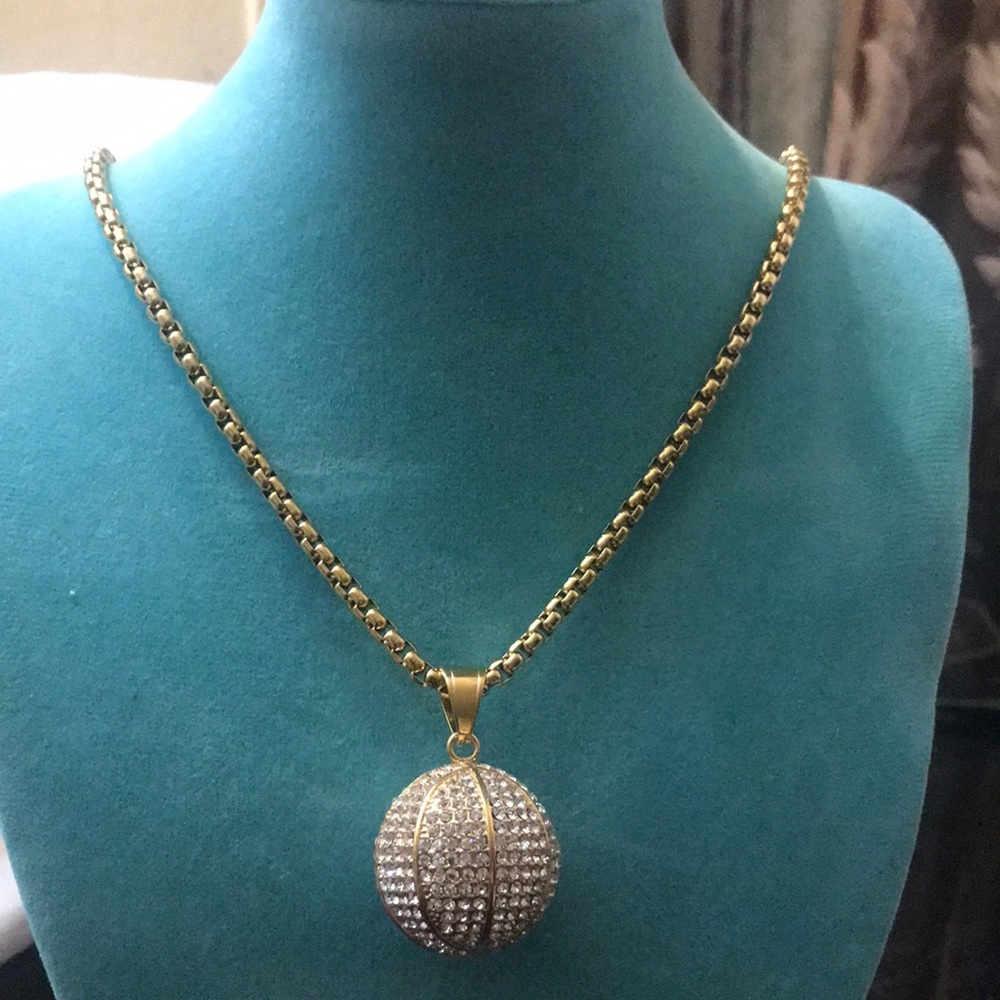 Diamonds ball and chain